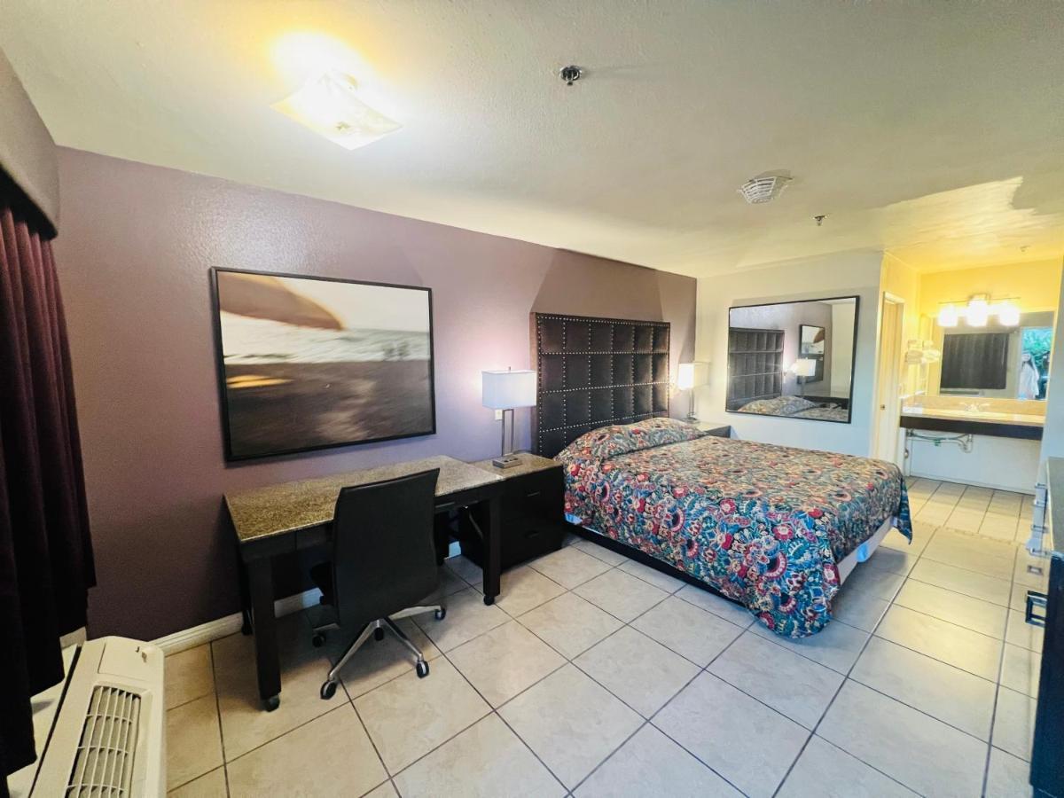 Casa Blanca Express & Suites Cypress Buena Park - Anaheim Area Экстерьер фото