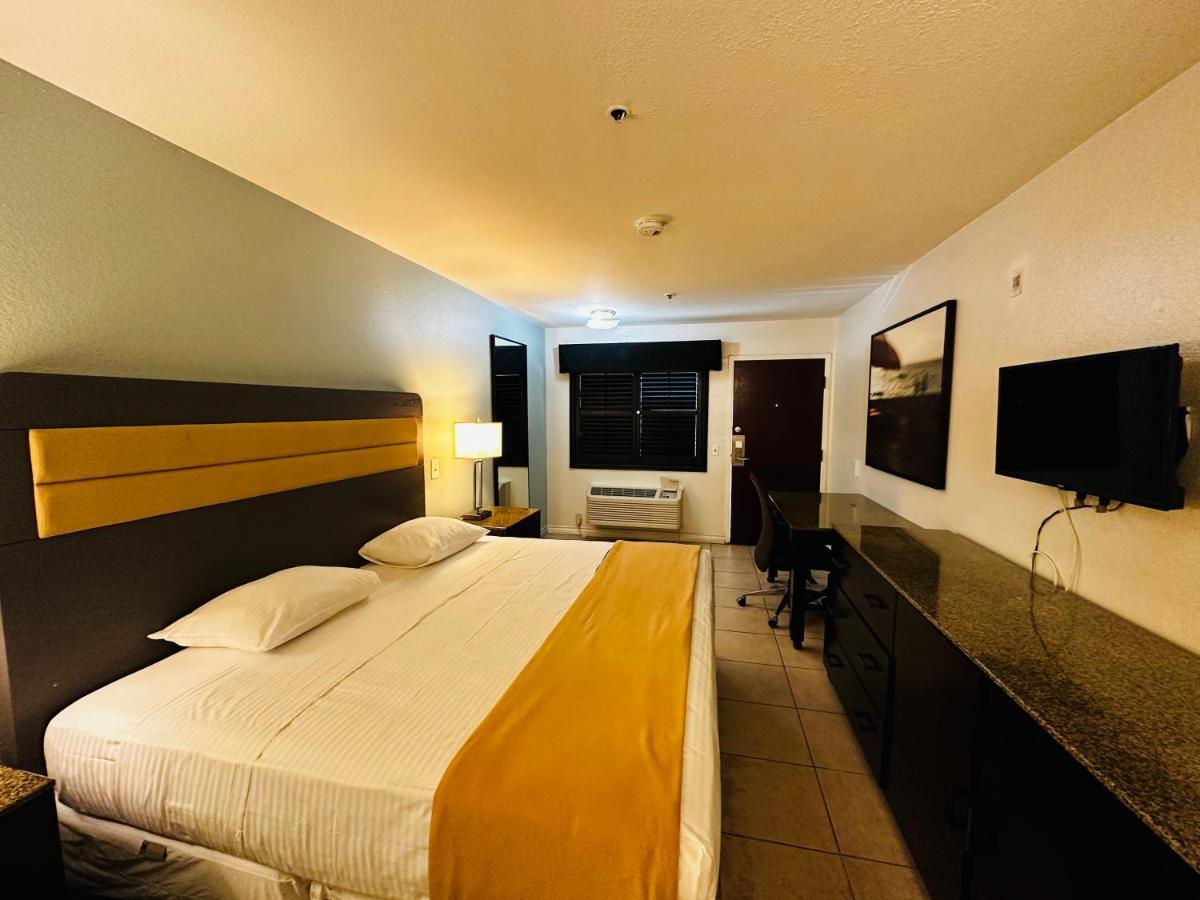 Casa Blanca Express & Suites Cypress Buena Park - Anaheim Area Экстерьер фото