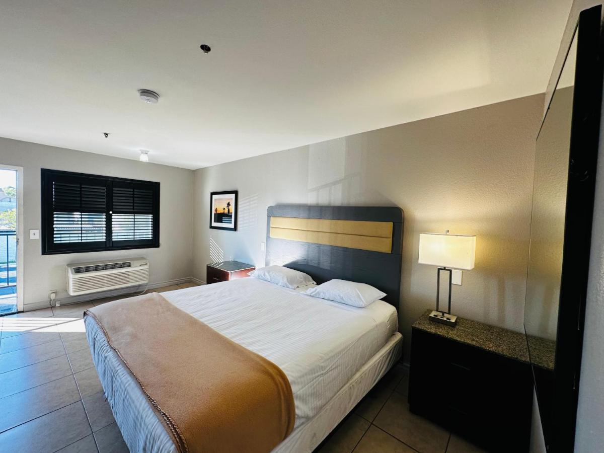 Casa Blanca Express & Suites Cypress Buena Park - Anaheim Area Экстерьер фото